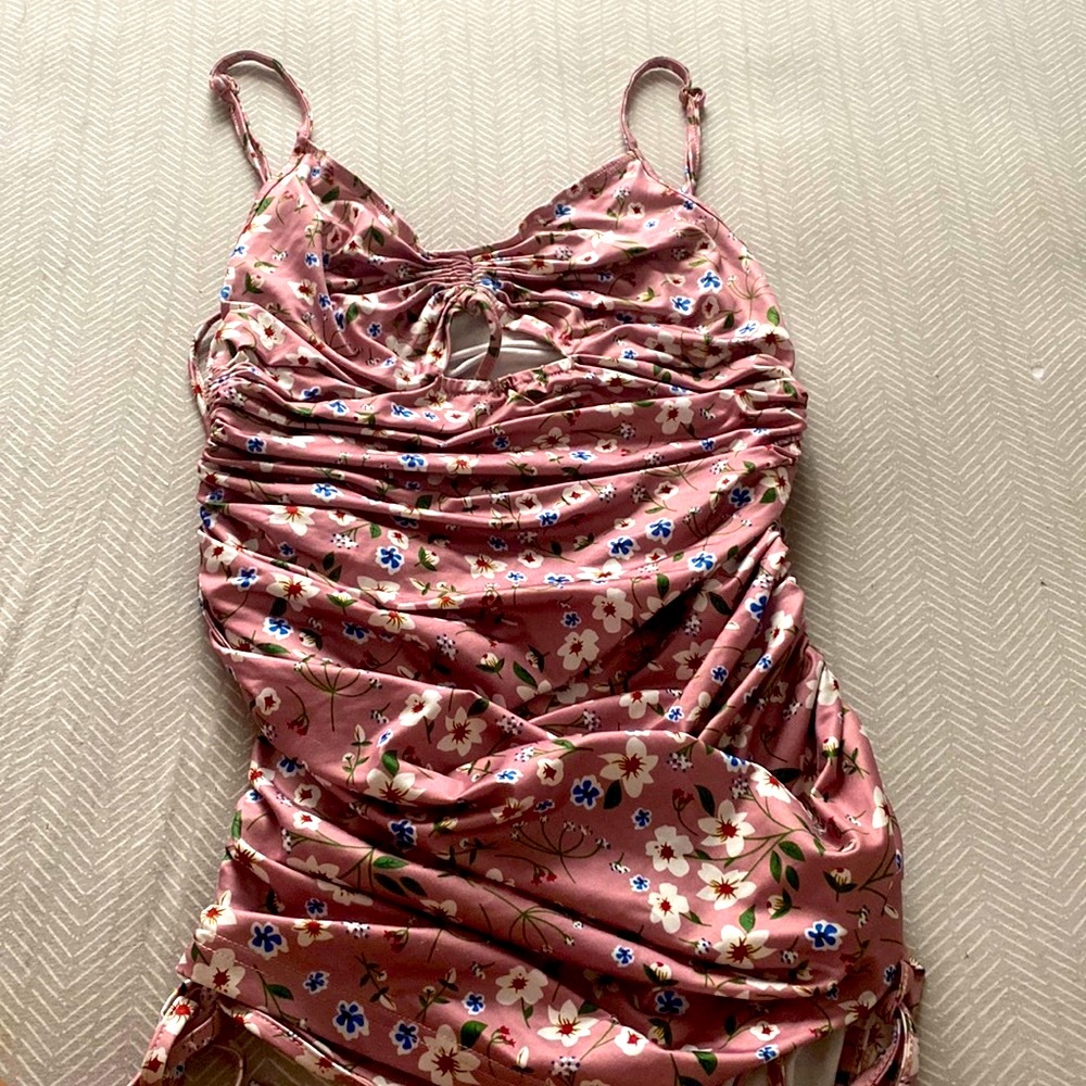 Pink dress